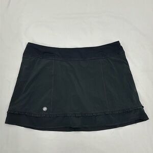 ATHLETA WOMEN’S RUFFLE SKORT